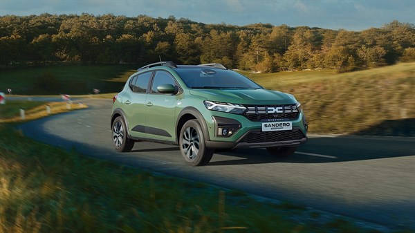 Ponudba novega vozila Dacia Jogger